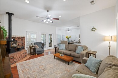 148 Clara Lee Ln, Springtown, TX 76082 - photo 7