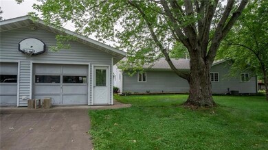 122 18th St N unit A, Menomonie, WI 54751 - photo 6