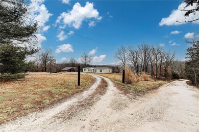 791 Angelina Ln, Robertsville, MO 63072 - photo 2