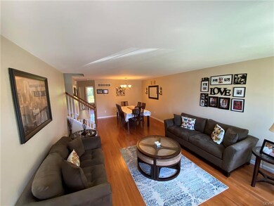 821 N Fork Dr, Easton, PA 18040 - photo 5