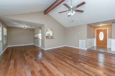 16778 Gleneagle Dr N, Conroe, TX 77385 - photo 2