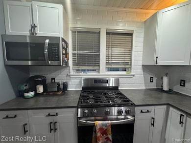 7807 Whittaker St, Detroit, MI 48209 - photo 2