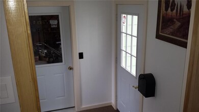 3 Queens Way, Waterville, ME 04901 - photo 5