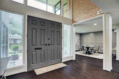 10118 Briar Dr, Houston, TX 77042 - photo 3