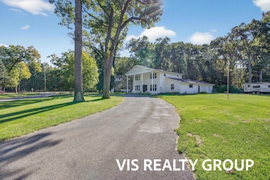 14848 Cross Ln, Spring Lake, MI 49456 - photo 3