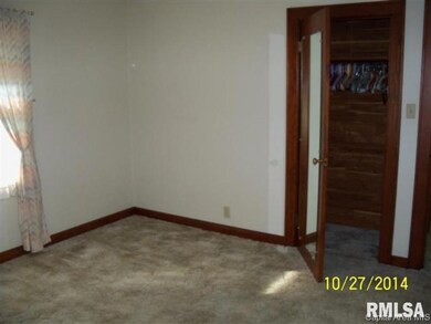 1488 Old 36, Jacksonville, IL 62650 - photo 6