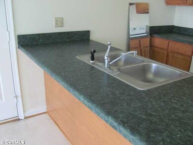 Kitchen - Kitchen Counter w/Double Stainless Steel