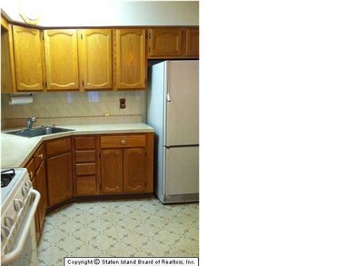 18 Fuller Ct, Staten Island, NY 10306 - photo 5