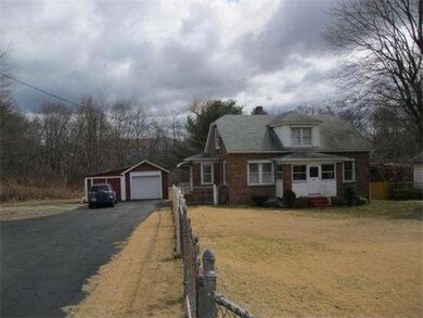 22 Fuller St, Ludlow, MA 01056 - photo 2