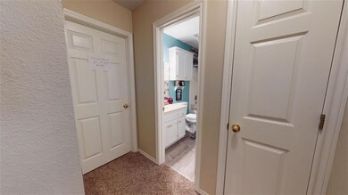 21 White Oak Ln, Wake Village, TX 75501 - photo 6