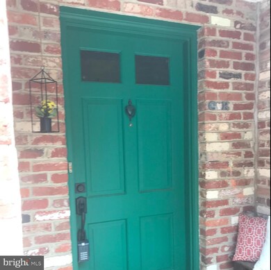 119 Shooters Ct, Alexandria, VA 22314 - photo 2