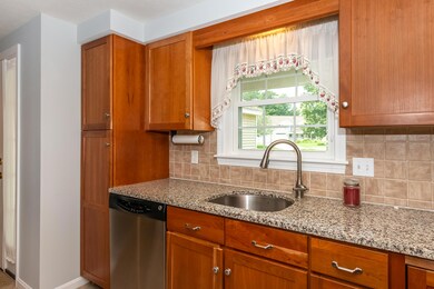 8 Nottingham Court, Kennebunk, ME 04043