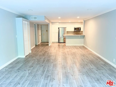Living & Dining