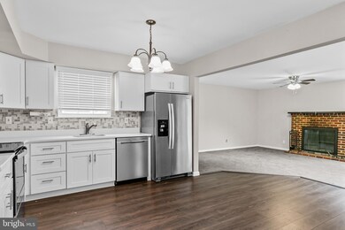 135 Ebbetts Dr, Atco, NJ 08004 - photo 6