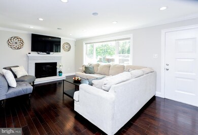 10020 Dubarry St, Glenn Dale, MD 20769 - photo 4