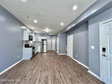 57 Catherine St unit . 1, Albany, NY 12202 - photo 2