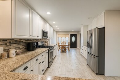 2945 Lincoln Highway Rd, Charleston, IL 61920 - photo 5