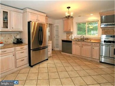 12 Arthur Rd, Bryn Mawr, PA 19010 - photo 4
