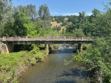 Old Bear Creek Bridge Upstreamnearby