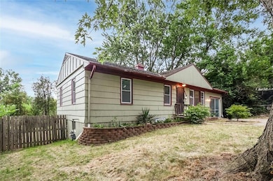 8410 Ruskin Way, Kansas City, MO 64134 - photo 3