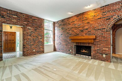 1427 Roxbury Rd unit Carriage House E, Columbus, OH 43212 - photo 6