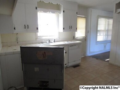 3506 Park Ln, Rainbow City, AL 35906 - photo 5