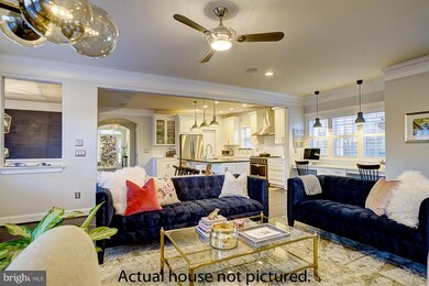 8847 Tuckerman Ln, Potomac, MD 20854 - photo 2