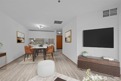 1822 152nd Ave NE unit E-308, Bellevue, WA 98007 - photo 4