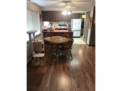 338 NW 14th St, Pendleton, OR 97801 - photo 7