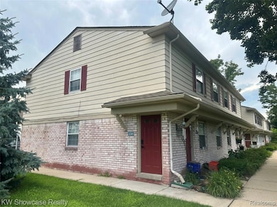 Upper unit ranch with stairs