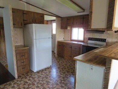 04 kitchen