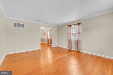 1139 Pelham Wood Rd, Parkville, MD 21234 - photo 5