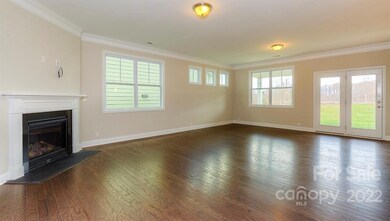 106 Fox Cove Rd, Hendersonville, NC 28792 - photo 4