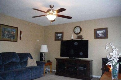 751 W Market St, Orwigsburg, PA 17961 - photo 2