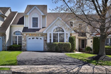 67 Griffith Miles Cir, Warminster, PA 18974 - photo 2