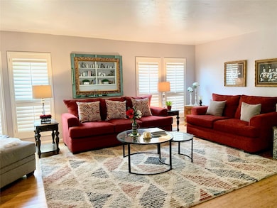 2905 Oak Shadow Cir, Bedford, TX 76021 - photo 5