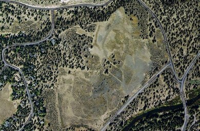 unlisted-address, Bend, OR 97701 - photo 2