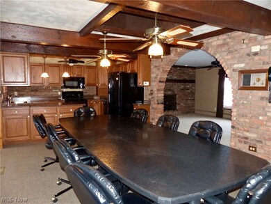 2147 Garden Dr, Wickliffe, OH 44092 - photo 7