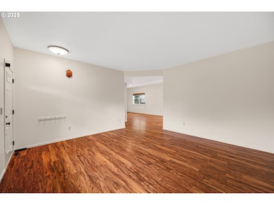 328 NW Sherman St, Sheridan, OR 97378 - photo 7