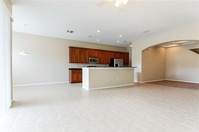 34440 Windknob Ct, Wesley Chapel, FL 33545 - photo 4