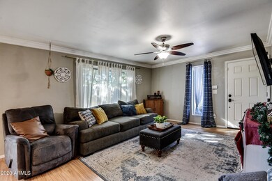6-Great Room