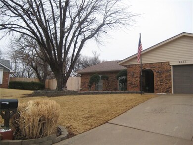 2532 Indian Creek Ct, Oklahoma City, OK 73120 - photo 3