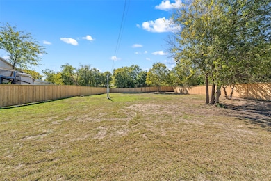 401 Brookhaven Dr, Willow Grove, TX 76712 - photo 2