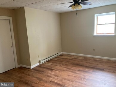 102 Delaware Rd unit 2, Riegelsville, PA 18077 - photo 6