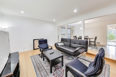 1110 S Plum Tree Ln, Palatine, IL 60067 - photo 5