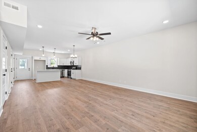 198 Cave St unit C, Clarksville, TN 37042 - photo 6