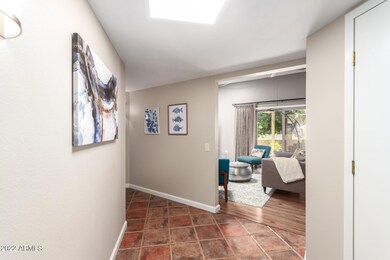 10633 W Pineaire Dr, Sun City, AZ 85351 - photo 4