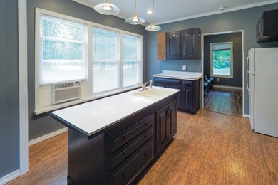 521 Cass St-107