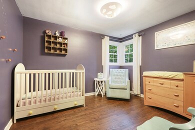 18434 Clyde Rd, Homewood, IL 60430 - photo 6