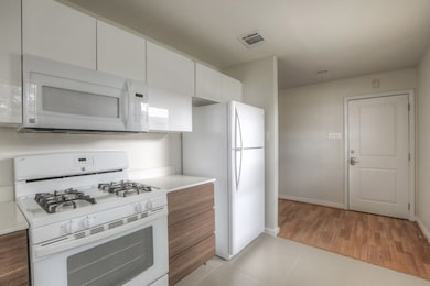 218 E 14th St, Houston, TX 77008 - photo 7